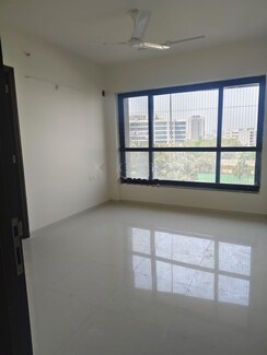 2 BHK Apartment For Rent in Kalpataru Vienta