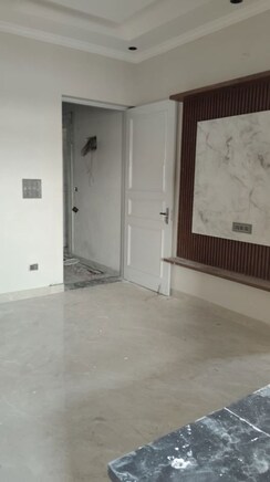2 BHK Builder Floor For Rent in Jakhan
