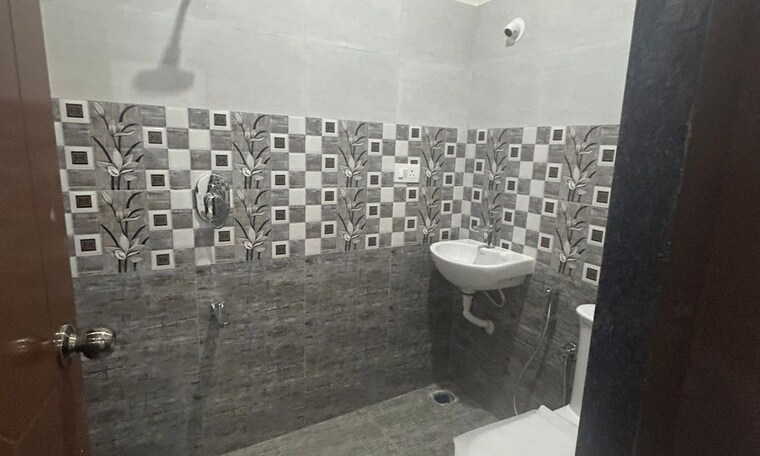 Bathroom, maruthi sevanagar 4 Bedroom 2000 Sq.Ft. Independent House In Maruthi Sevanagar Bangalore 10386664