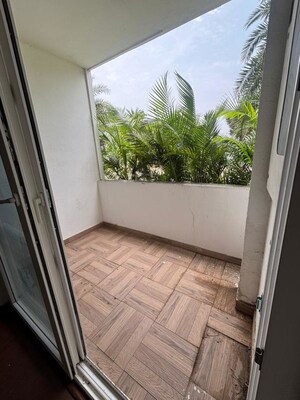 Balcony in 3 BHK Apartment at Omaxe Lake, North Mullanpur – for Sale