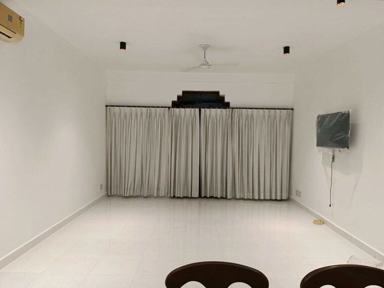 Team Area, anand niketan 3 Bedroom 600 Sq.Yd. Builder Floor In Anand Niketan Delhi 10386712