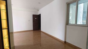 Room in 2 BHK Apartment at Upper East 97, Malad East – for Rent