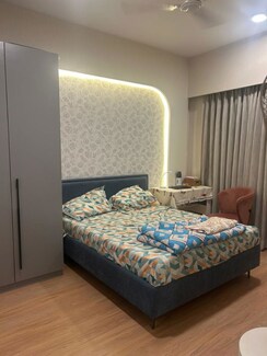 2 BHK + Extra Room Apartment For Rent in Runwal Bliss