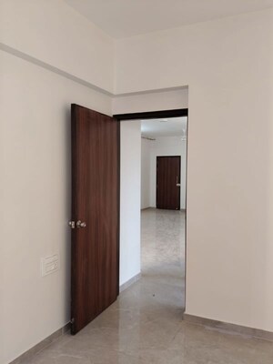 Room in 3 BHK Apartment at Diamond Garden, Chembur – for Rent