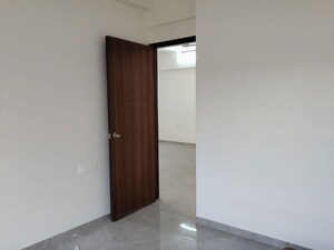 Room in 3 BHK Apartment at Diamond Garden, Chembur – for Rent