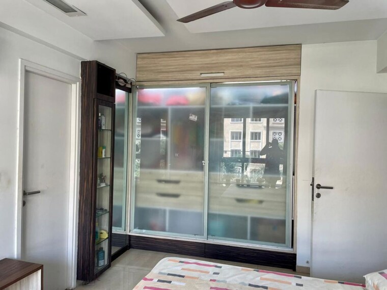 Master Bedroom, hiranandani-astra 2 Bedroom 740 Sq.Ft. Apartment In Ghodbunder Road Thane 10386728