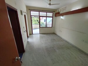 Room in 3 BHK Apartment at Richmond Town – for Rent