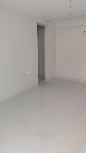 Room in 3 BHK Apartment at Skyline Elevate, Ramgarh Bhudda – for Rent