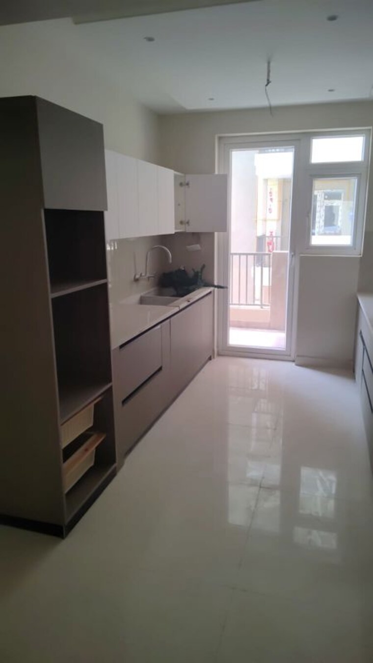 Kitchen, skyline-elevate 3 Bedroom 1463 Sq.Ft. Apartment In Ramgarh Bhudda Zirakpur 10386747