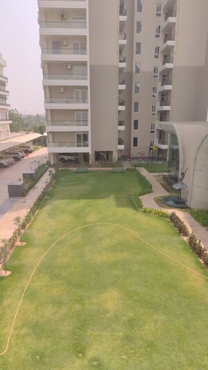 Parking in 3 BHK Apartment at Skyline Elevate, Ramgarh Bhudda – for Rent