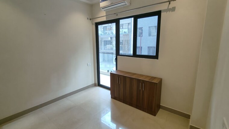 Room, suncity-vatsal-valley 3 Bedroom 1430 Sq.Ft. Apartment In Gwal Pahari Gurgaon 10386764