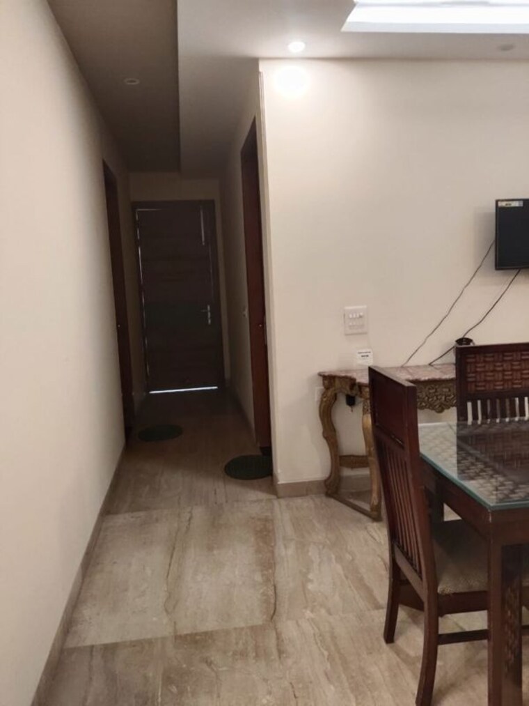 Living Room, sector 92 6+ Bedroom 5000 Sq.Ft. Independent House In Sector 92 Noida 10386786