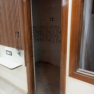 Bathroom in 4 BHK Builder Floor at Green Home, Sector 73 – for Sale