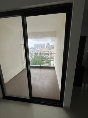 Room in 2 BHK Apartment at ARV Uthville, Kharadi – for Rent