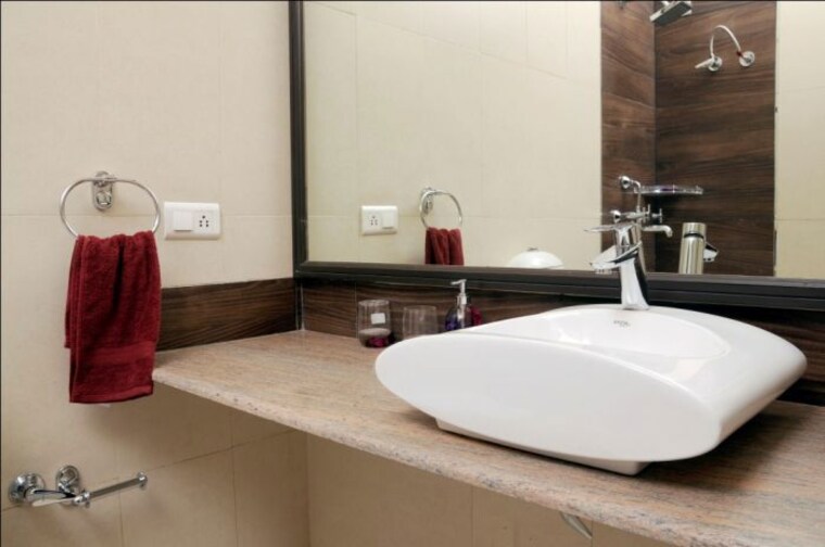 Bathroom, sbp-gateway-of-dreams 3 Bedroom 1420 Sq.Ft. Apartment In Dhakoli Zirakpur 10386809