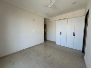 Room in 3 BHK Apartment at Adani Ten BKC, Bandra East – for Rent
