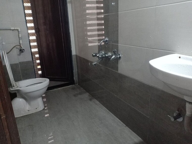 Bathroom, owale Pg For Boys In Owale 10386775