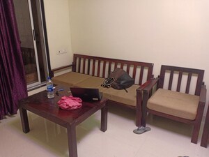 Living Room in  Pg at Owale – for Rent