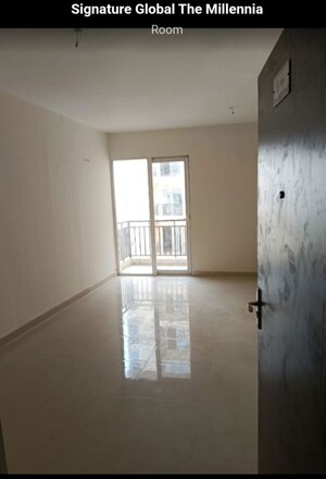 Room in 2 BHK Apartment at Signature Global The Millennia, Sector 37d – for Sale