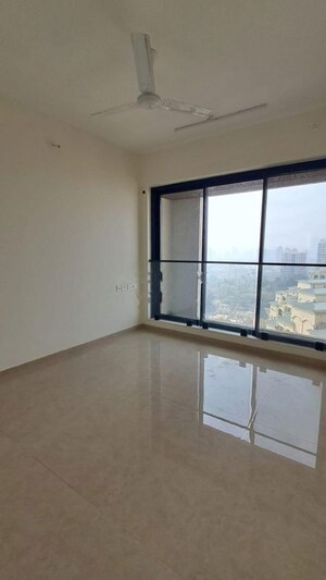 Room in 3 BHK Apartment at Adani Ten BKC, Bandra East – for Rent