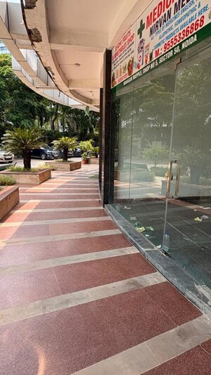 Balcony in  Shop at Mahagun Maestro, Sector 50 – for Sale