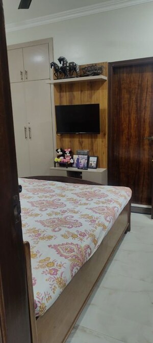 Bedroom in 3 BHK Apartment at Dwarka – for Rent