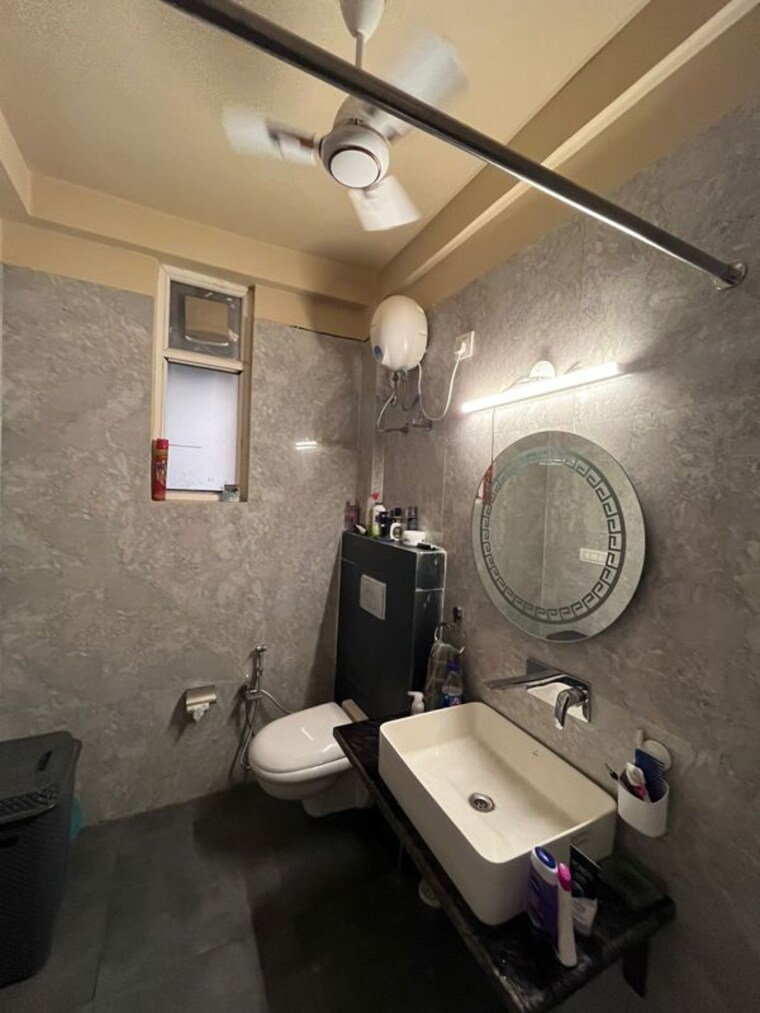 Bathroom, highland-park-chandigarh 3 Bedroom 1650 Sq.Ft. Apartment In Bhabat Zirakpur 10386869