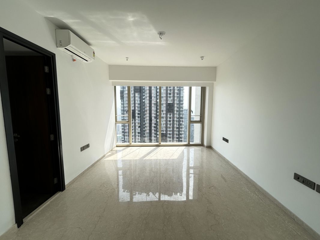 3 BHK + Servant Room,Study Room 1160 Sq.Ft. Apartment in Lodha Sea Face