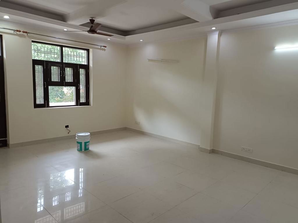 3 BHK + Extra Room Builder Floor For Rent in Vasant Vihar