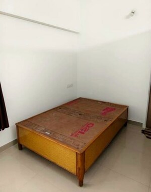 Bedroom in 1.5 BHK Apartment at Yamuna CHS Mulund West, Mulund West – for Rent