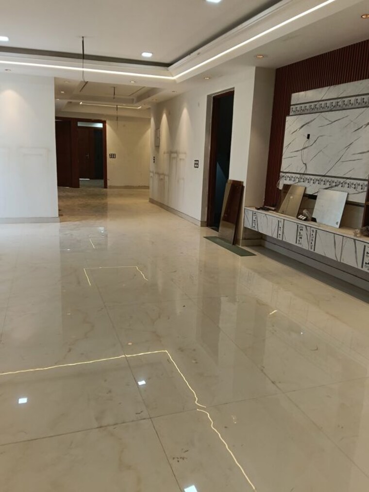 Kitchen, rajendra nagar sector 2 4 Bedroom 275 Sq.Yd. Builder Floor In Rajendra Nagar Sector 2 Ghaziabad 10386966