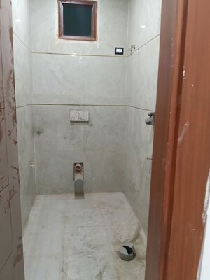 Bathroom in 4 BHK Builder Floor at Rajendra Nagar Sector 2 – for Sale