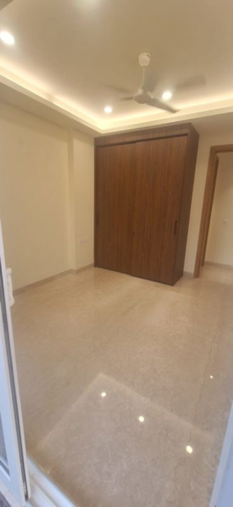 Room, green fields colony 3 Bedroom 355 Sq.Yd. Builder Floor In Green Fields Colony Faridabad 10386847