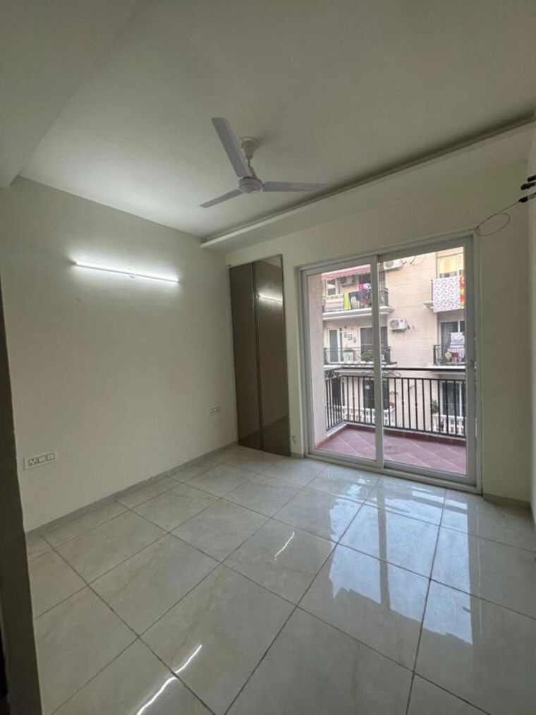 Room, preet colony 3 Bedroom 1710 Sq.Ft. Apartment In Preet Colony Zirakpur 10383896