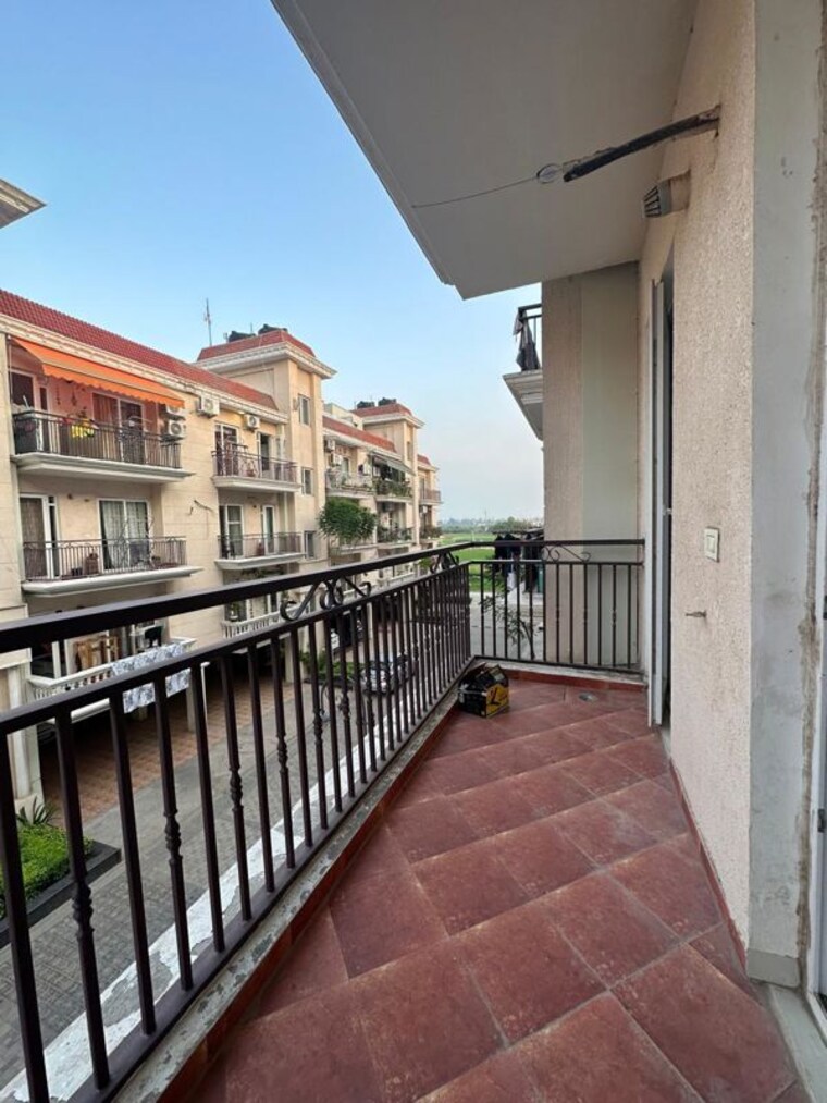 Balcony, preet colony 3 Bedroom 1710 Sq.Ft. Apartment In Preet Colony Zirakpur 10383896