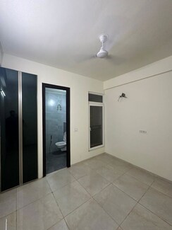 3 BHK Apartment For Rent in Preet Colony