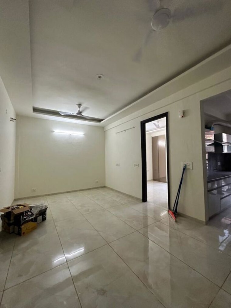Room, preet colony 3 Bedroom 1710 Sq.Ft. Apartment In Preet Colony Zirakpur 10383896