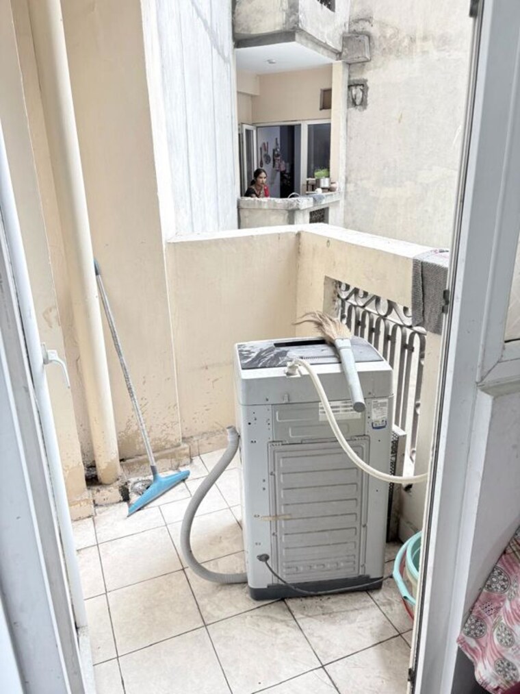 Balcony, assotech-windsor-court 3.5 Bedroom 1650 Sq.Ft. Apartment In Sector 78 Noida 10387044