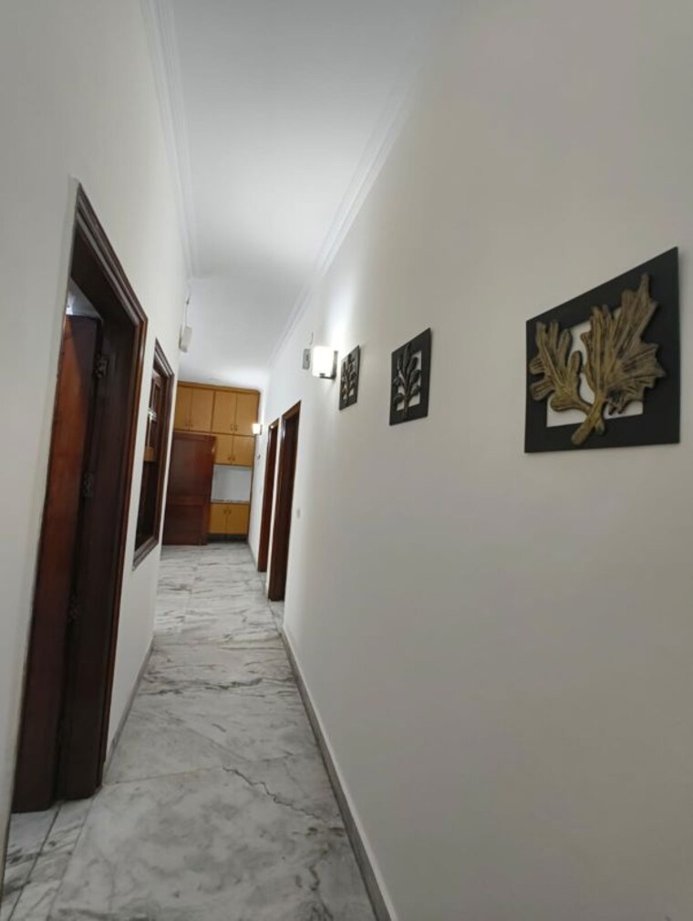 undefined, kalkaji 3 Bedroom 200 Sq.Yd. Builder Floor In Kalkaji Delhi 10386998