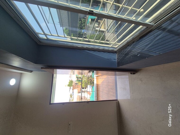 Balcony, new sneh nagar 3 Bedroom 1500 Sq.Ft. Apartment In New Sneh Nagar Nagpur 10387063