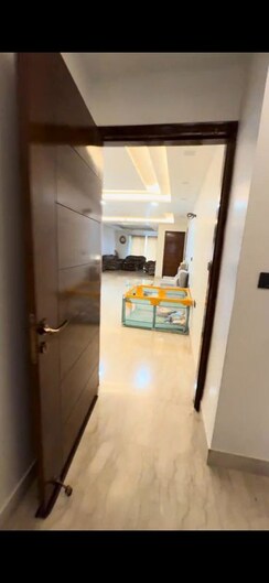 4 BHK + Extra Room Builder Floor For Rent in Sector 41