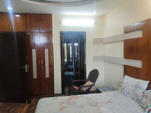 Living Room in 3 BHK Independent House at Dcm – for Rent