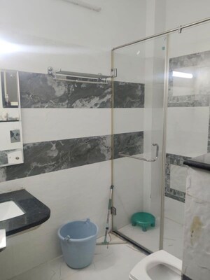 Bathroom in 3 BHK Independent House at Dcm – for Rent