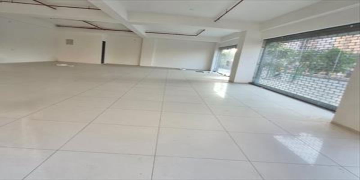 Showroom For Sale in Topsia