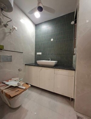Bathroom in 3 BHK Apartment at Ireo Victory Valley, Sector 67 – for Sale