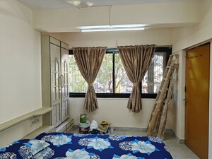 Bedroom in 2 BHK Apartment at Sunder Apartments, Chembur – for Rent
