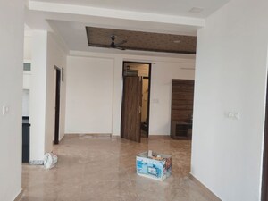 Room in 3 BHK Builder Floor at Vaishali Nagar – for Rent