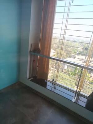 Furnished Amenities in 2 BHK Apartment at Essen Aishwaryam Comfort Phase-I, Akurdi – for Rent