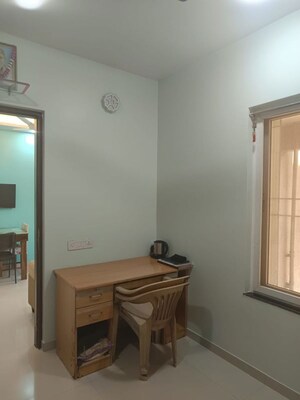 Room in 2 BHK Apartment at Essen Aishwaryam Comfort Phase-I, Akurdi – for Rent