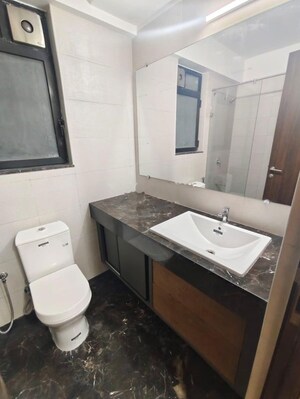 Team Area in 2 BHK Apartment at Kalpataru Magnus, Bandra East – for Rent